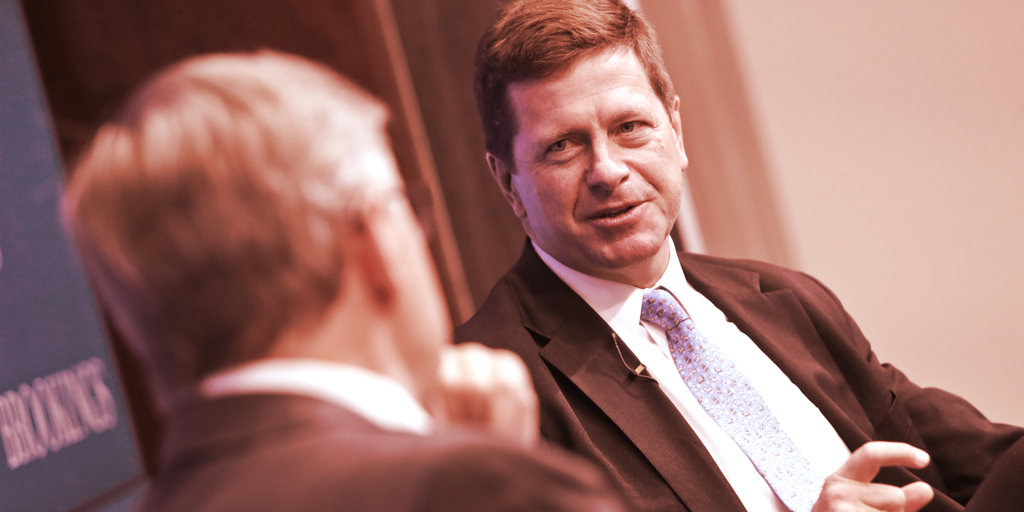 Jay Clayton nommé à la tête d'une task force AI par Trump, un ancien président de la SEC connu pour ses poursuites contre Ripple