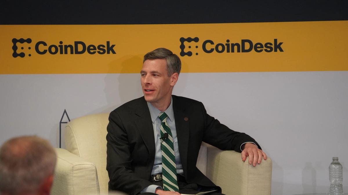 La règle finale de l'OCC redéfinit l'encadrement des stablecoins face à l'interdiction du GENIUS Act